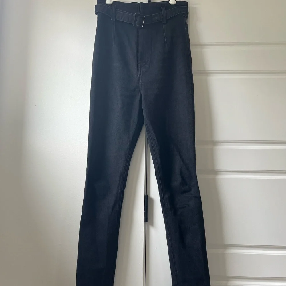 Reformation Kora High Rise Belted Jean - Picture 6 of 6